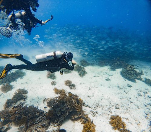 C:DCIM104GOPROGOPR8056.GPR